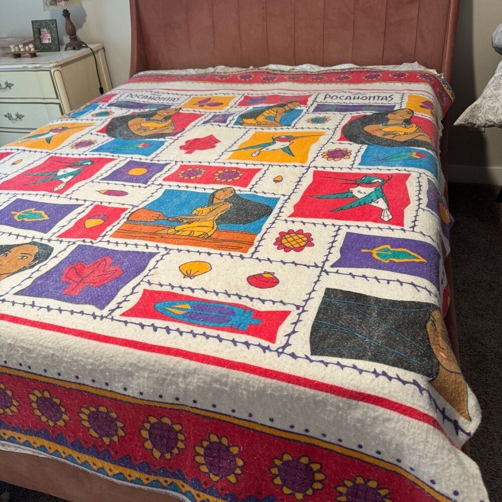Vitnage 90’s Disney Pocahontas Blanket